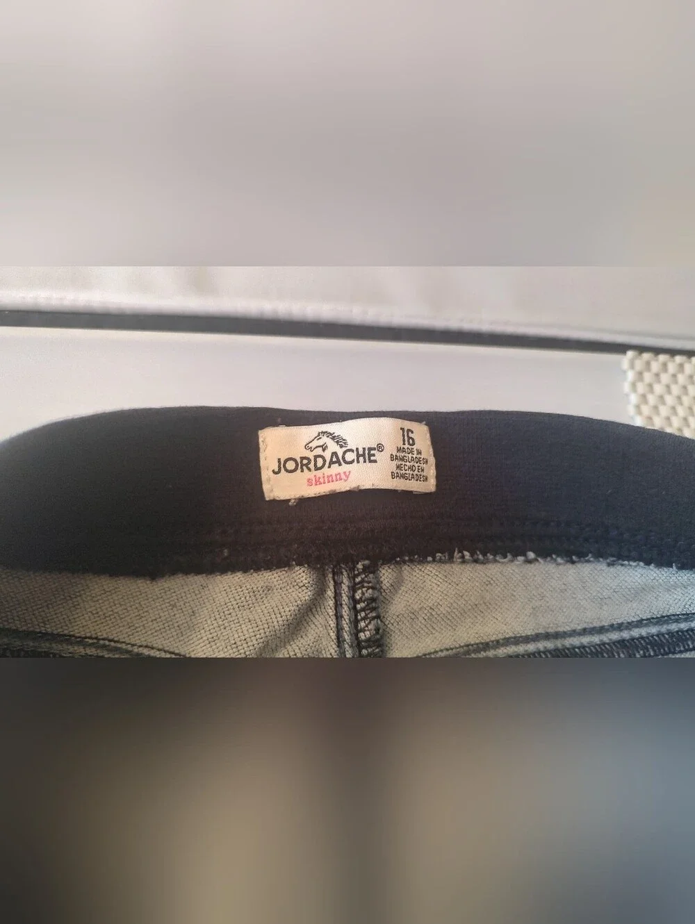 Jordache Girls Size 16 Skinny Jeggings Pull On Gently Used